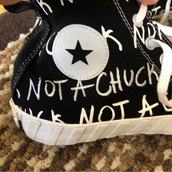 Mens High-Top converse Sneakers - Black and White - Picture 9 of 13